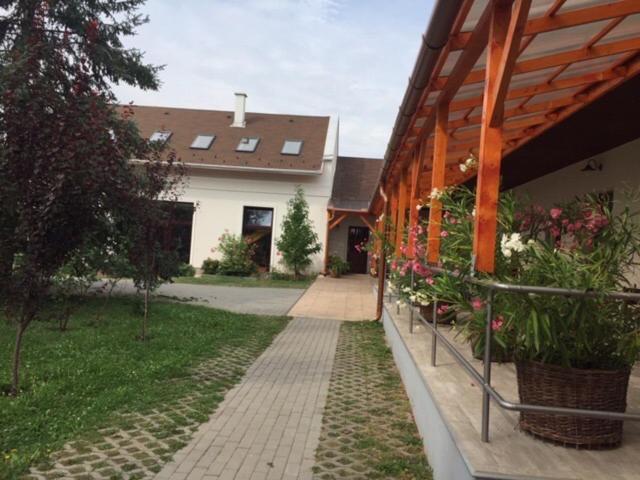 Cicaskacus Vendeghaz Bed & Breakfast Matrafured Dış mekan fotoğraf